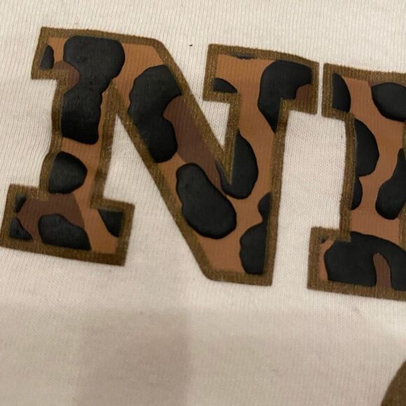 The Nike Tee White Leopard Cheetah Accent Size 4T - Picture 3 of 7